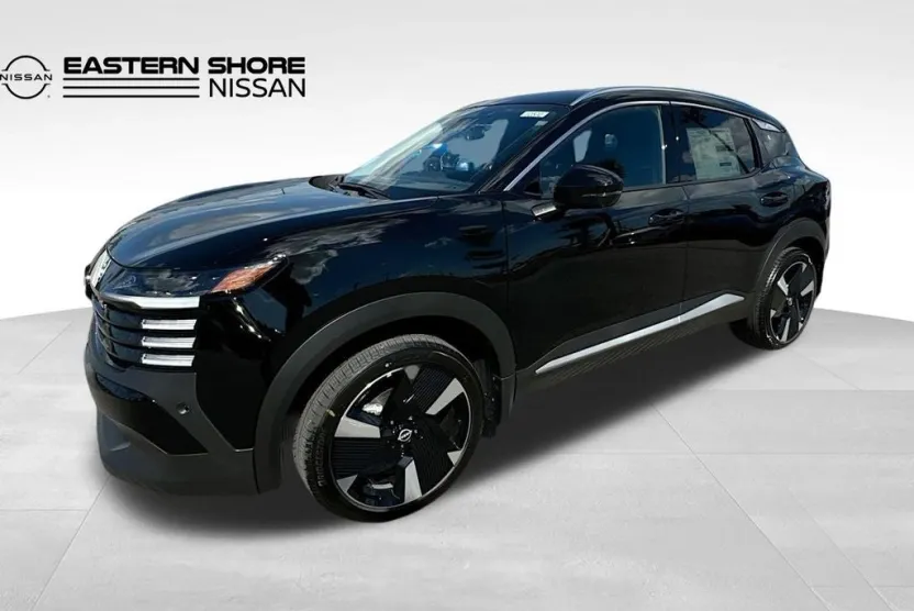 2025 Nissan Kicks SR photo 1