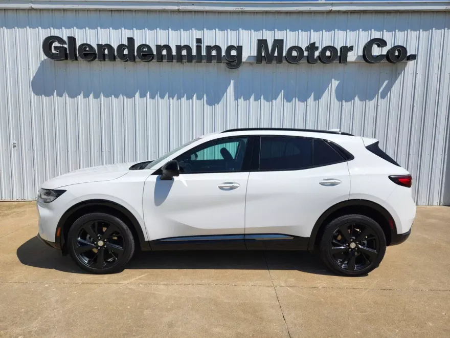 2021 Buick Envision Essence photo 1