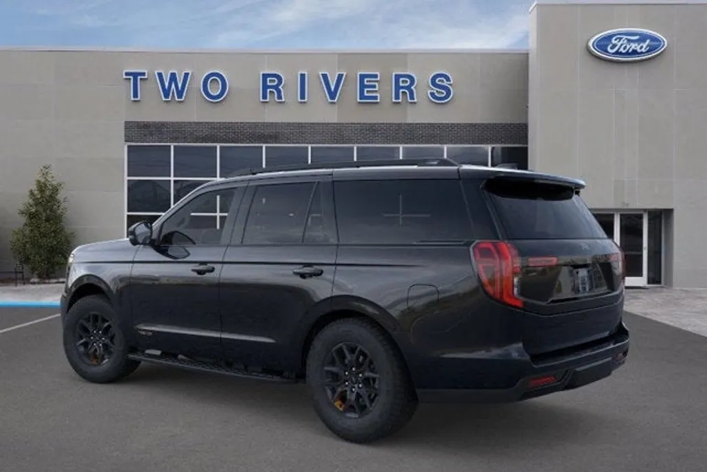 2025 Ford Expedition photo 1