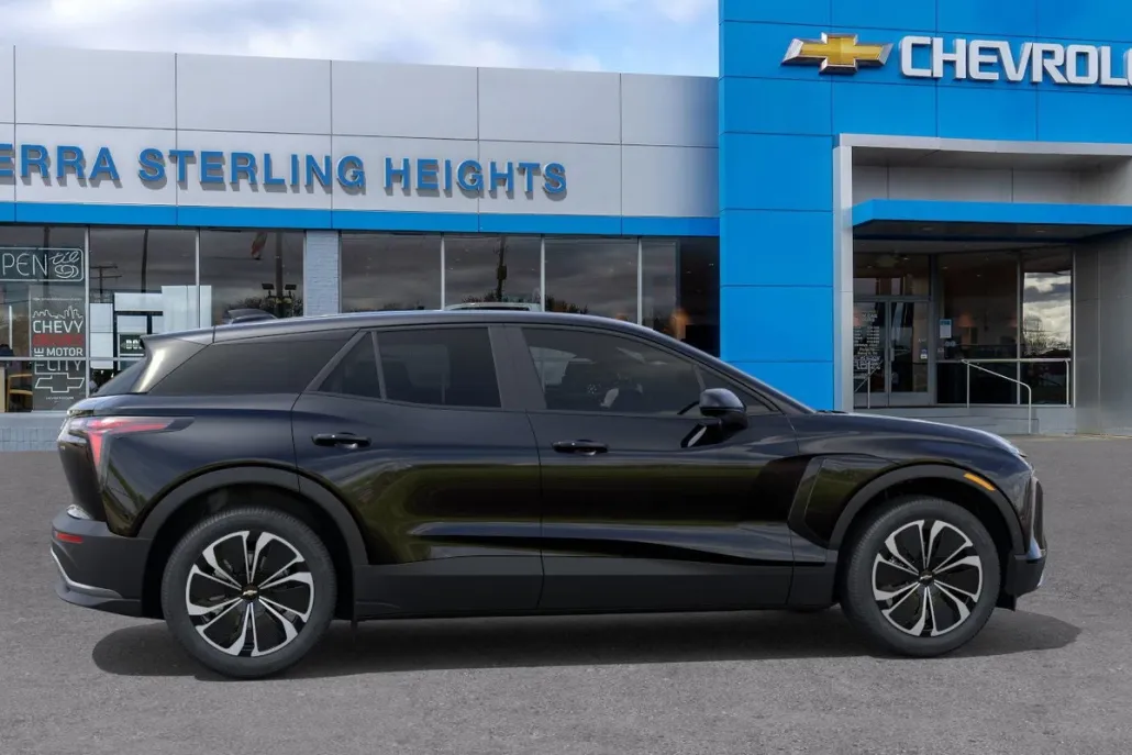 2026 Chevrolet Blazer EV photo 1