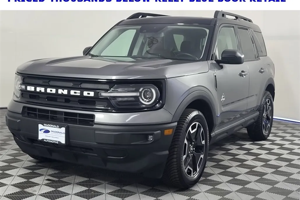 2023 Ford Bronco Sport Outer Banks photo 1