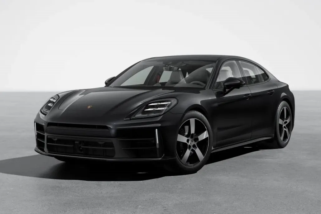 2025 Porsche Panamera 4 photo 1