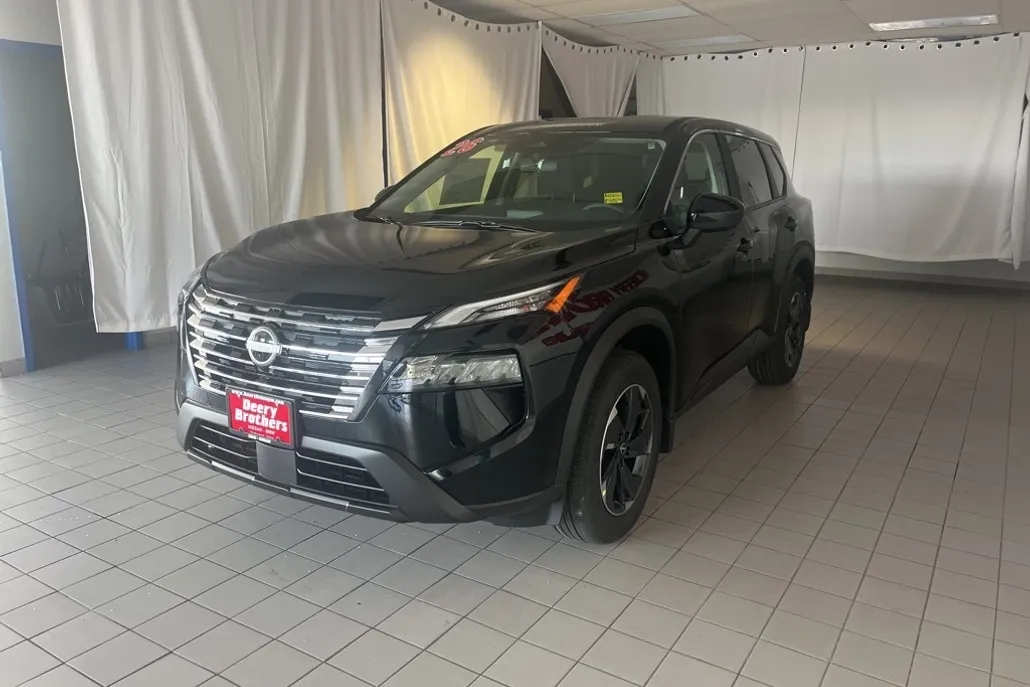 2026 Nissan Rogue SV photo 1