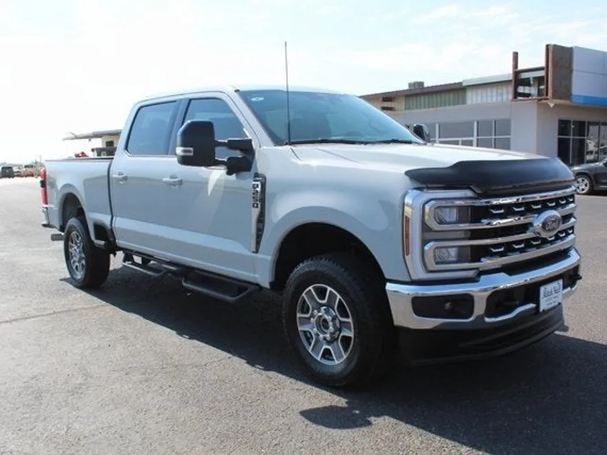 2025 Ford F-250 XL photo 1