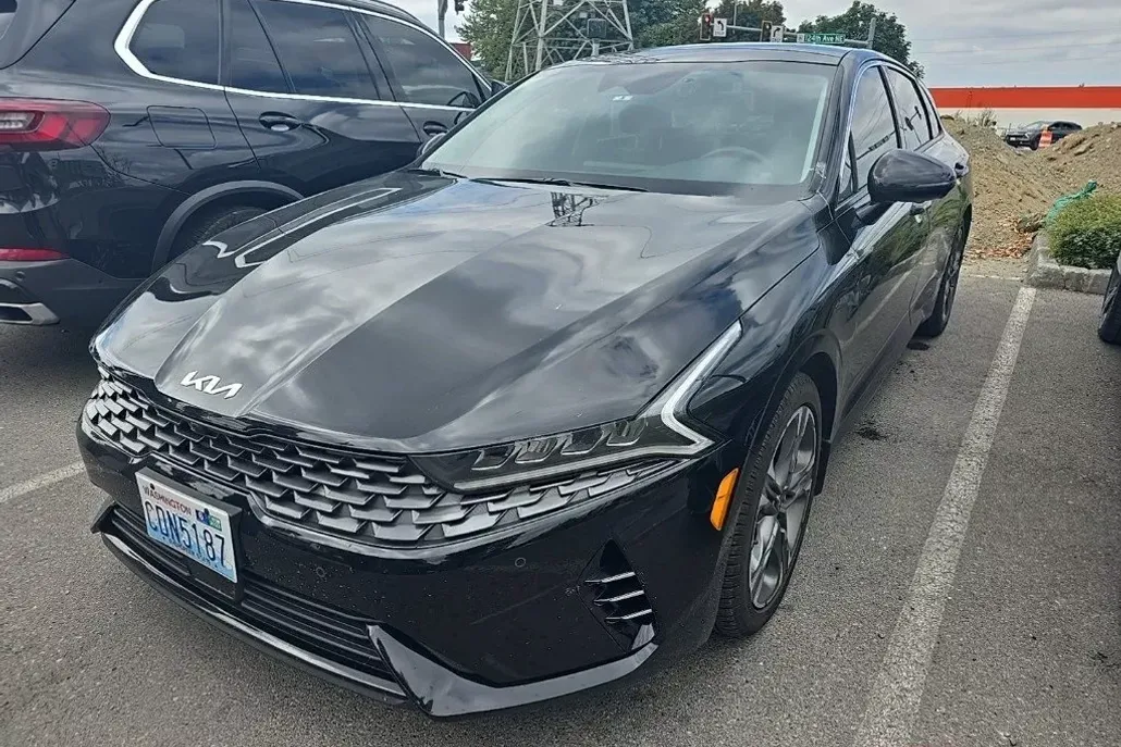 2022 Kia K5 EX photo 1