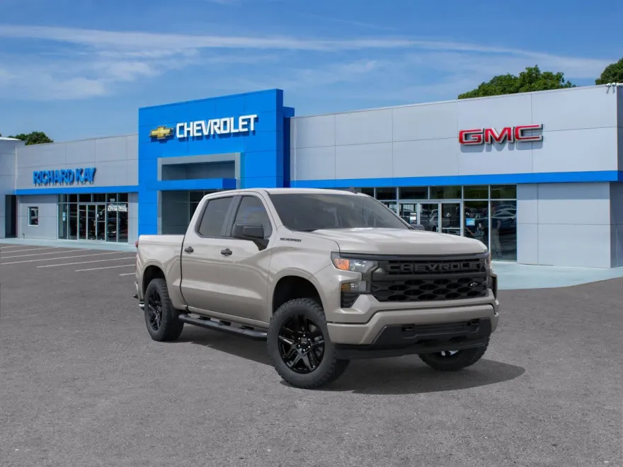 2026 Chevrolet Silverado 1500 Custom photo 1