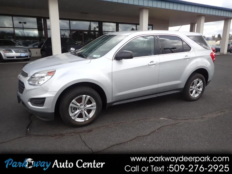 2016 Chevrolet Equinox LS photo 1