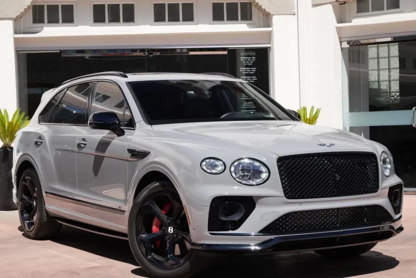 2022 Bentley Bentayga S photo 1