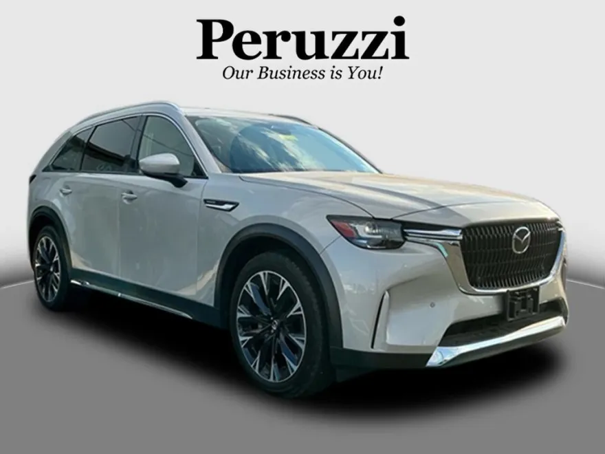2024 Mazda CX-90 Premium photo 1