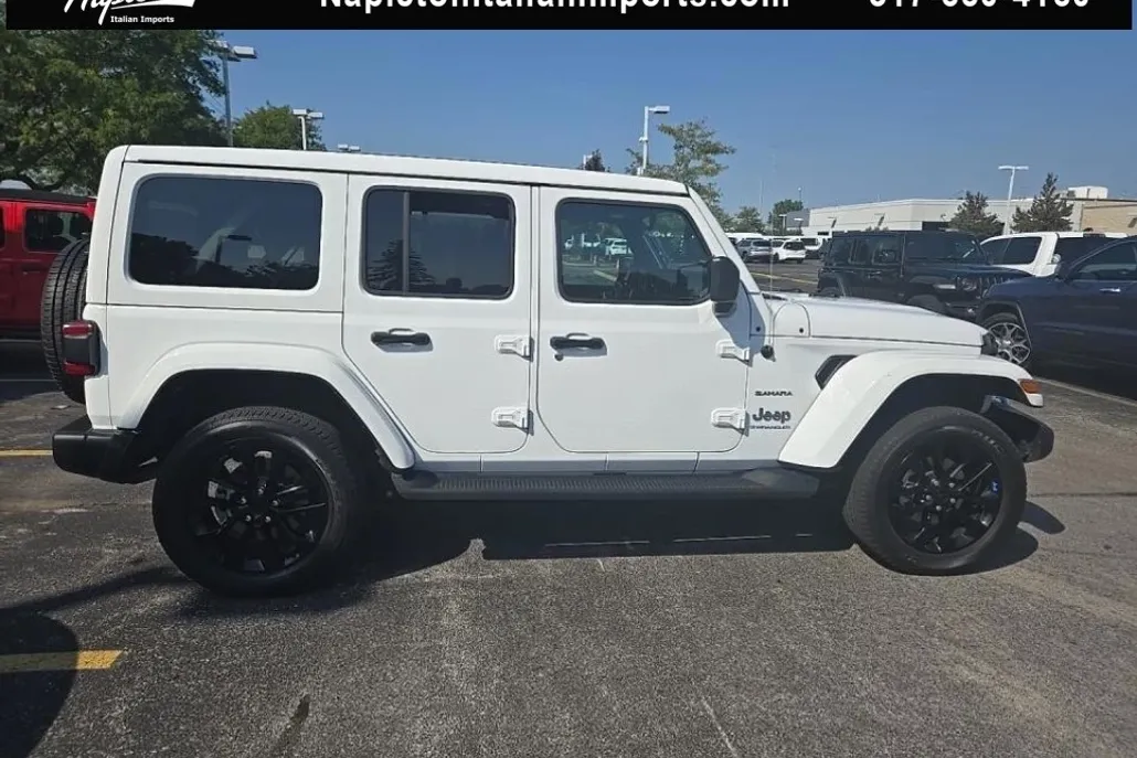 2023 Jeep Wrangler Sahara 4xe photo 1