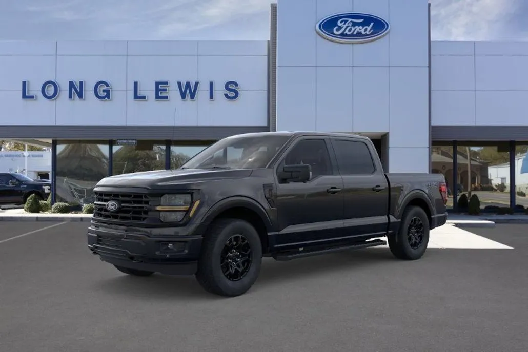 2025 Ford F-150 XLT photo 1