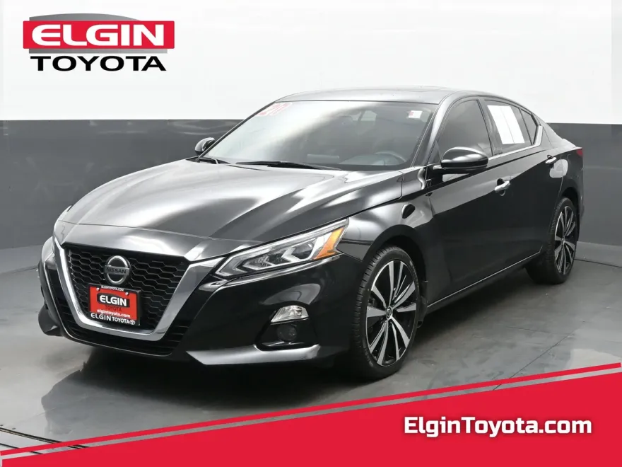 2021 Nissan Altima 2.5 Platinum photo 1
