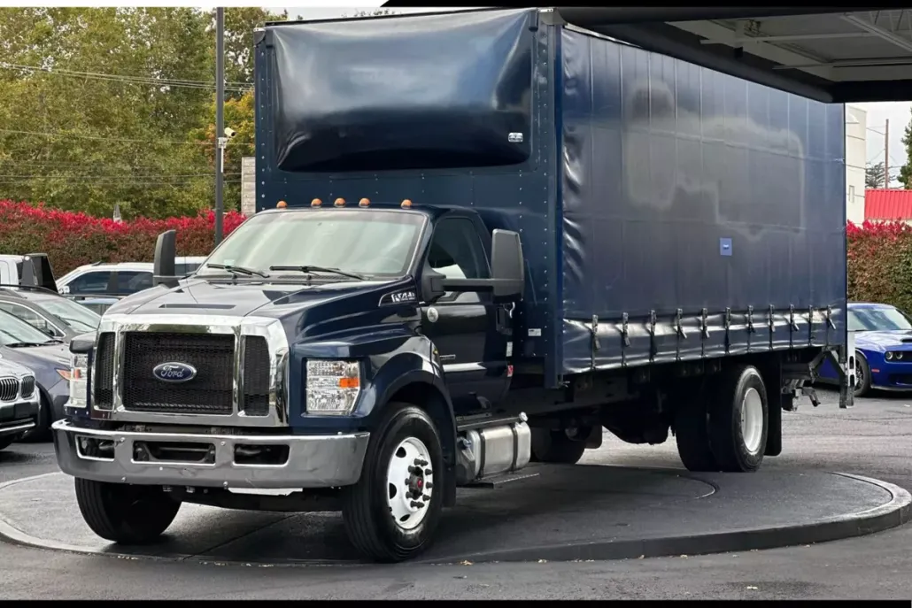 2019 Ford F-750 photo 1