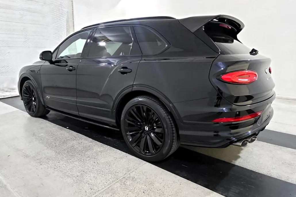 2021 Bentley Bentayga Speed photo 1