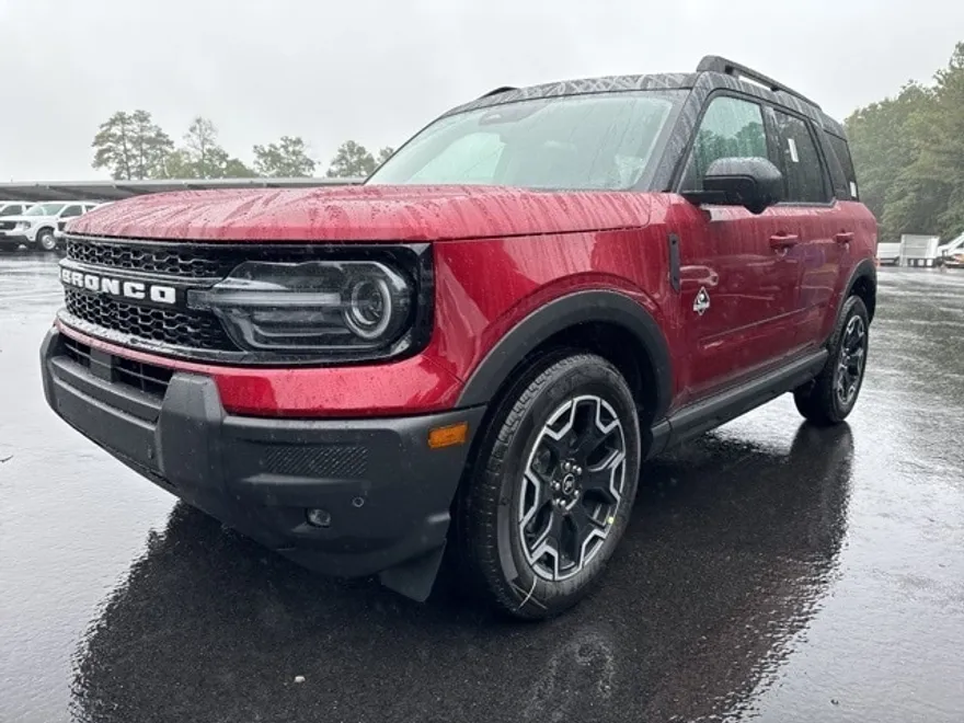 2025 Ford Bronco Sport Outer Banks photo 1