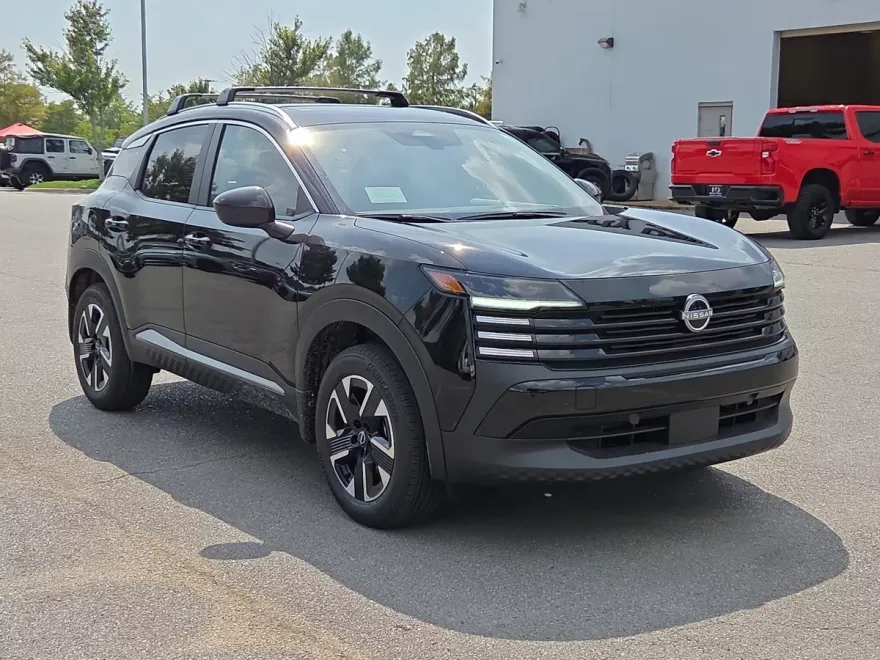 2026 Nissan Kicks SV photo 1