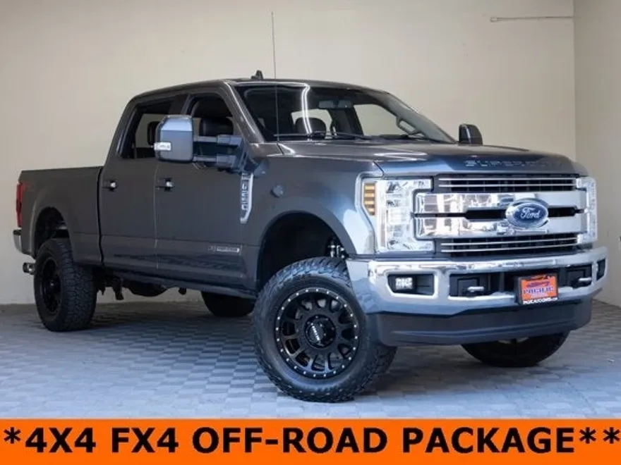 2019 Ford F-250 Lariat photo 1