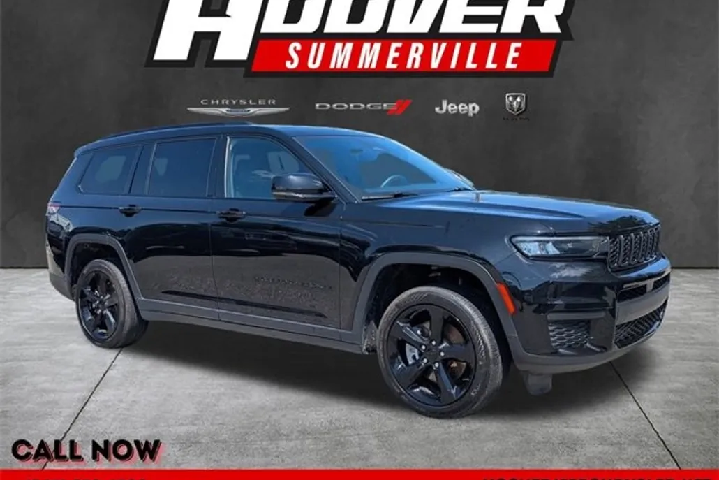 2023 Jeep Grand Cherokee Altitude photo 1