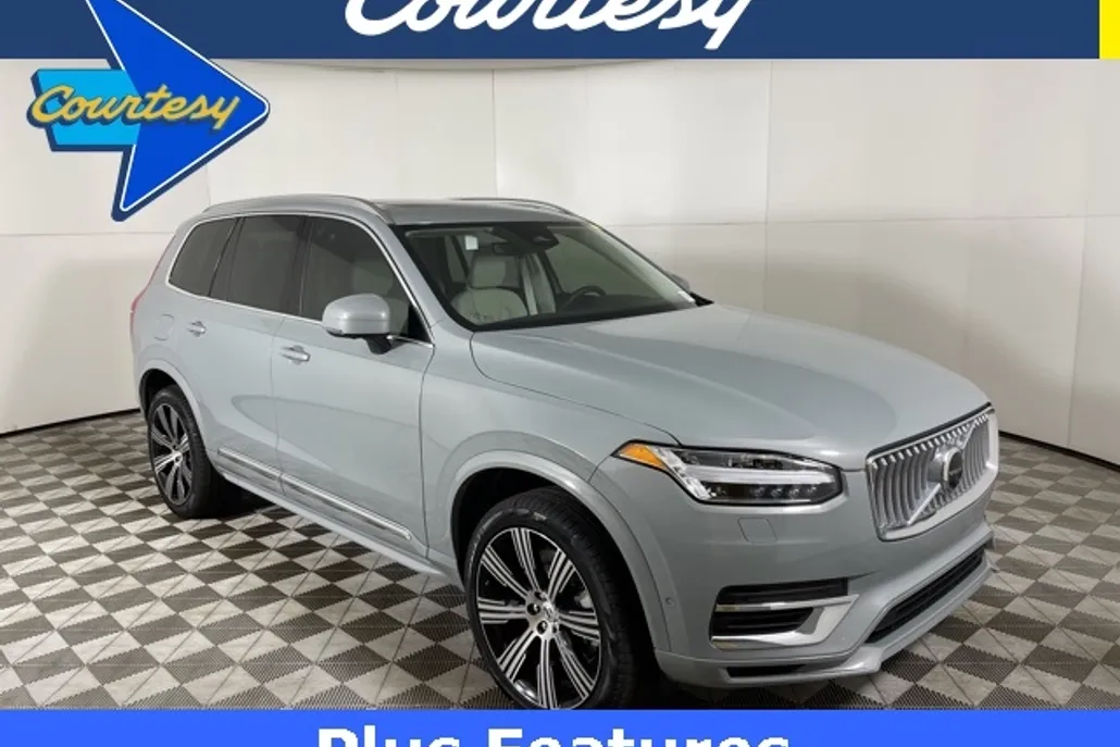 2025 Volvo XC90 T8 AWD Plus photo 1