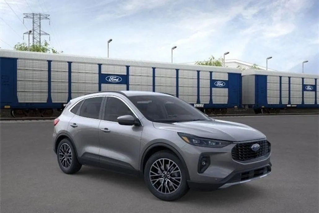 2025 Ford Escape Base photo 1