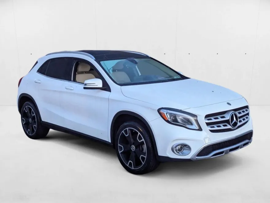 2019 Mercedes Benz GLA 250 4MATIC photo 1