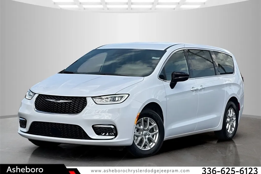 2025 Chrysler Pacifica photo 1