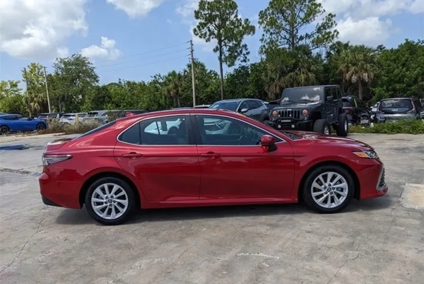 2024 Toyota Camry LE photo 1