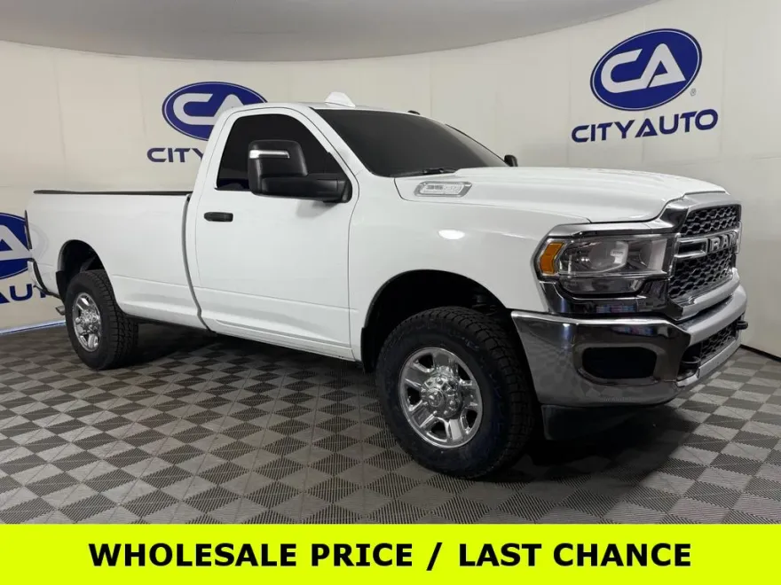 2023 Ram 3500 Tradesman photo 1
