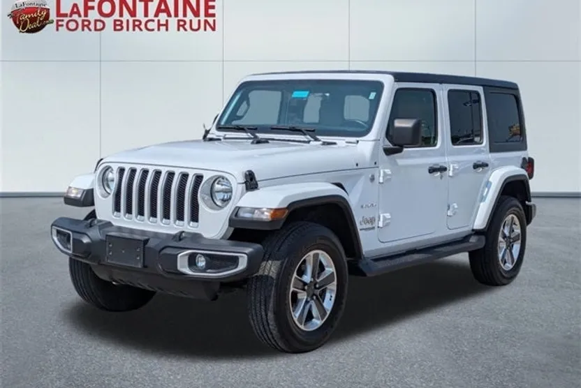2021 Jeep Wrangler Unlimited Sahara photo 1