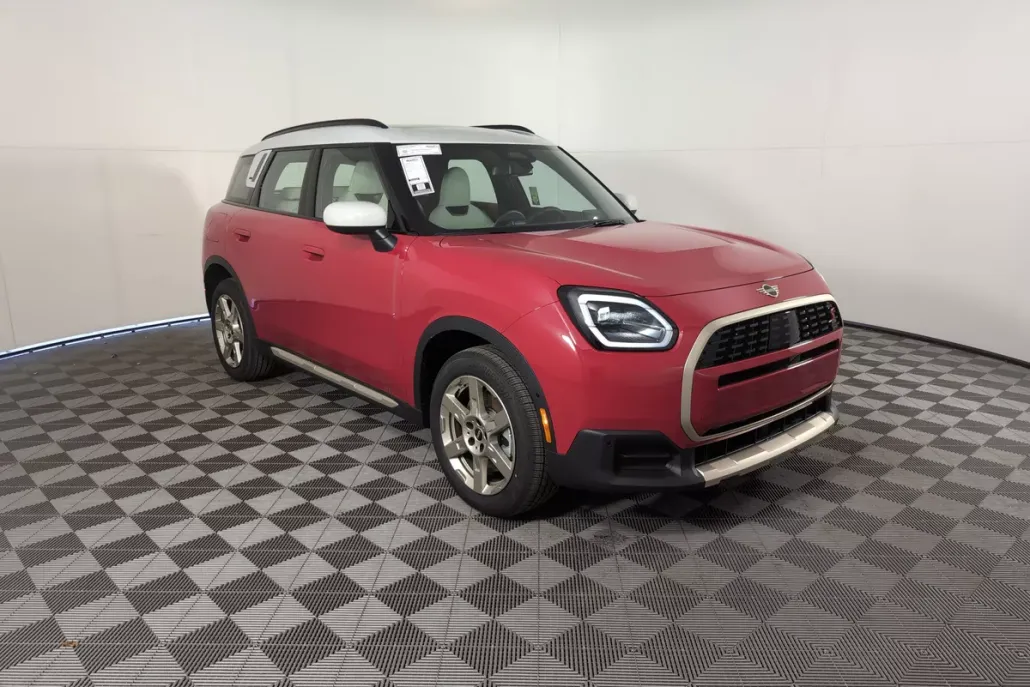 2025 Mini Countryman Signature photo 1