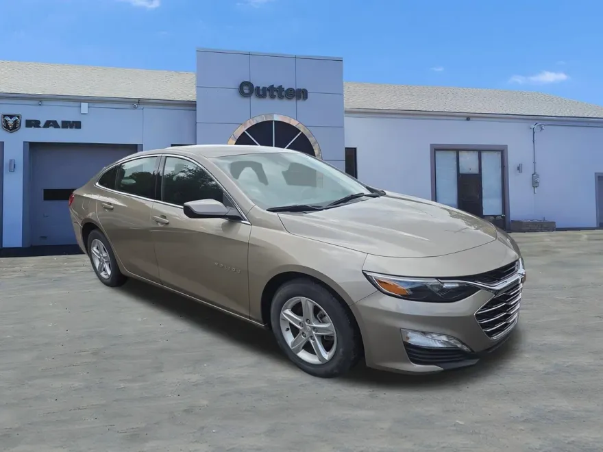 2024 Chevrolet Malibu 1LT photo 1