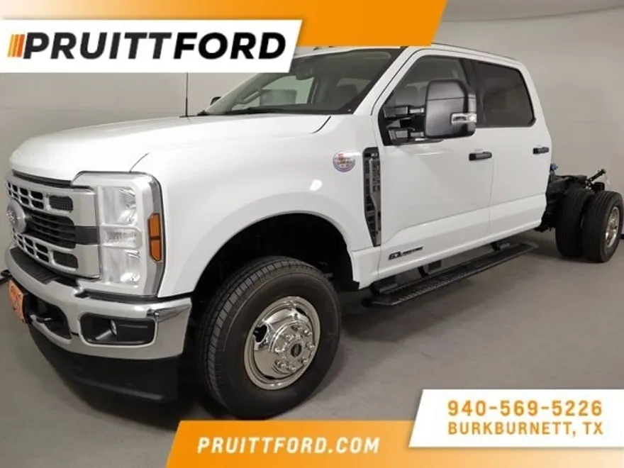2025 Ford F-350 XLT photo 1
