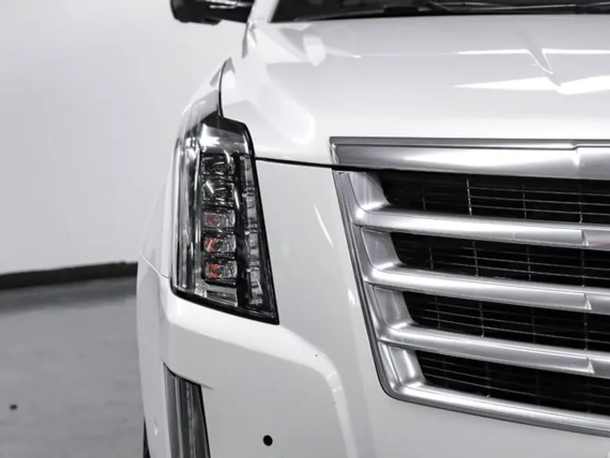 2019 Cadillac Escalade ESV Luxury photo 54
