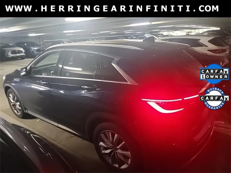 2022 Infiniti QX50 Luxe photo 1