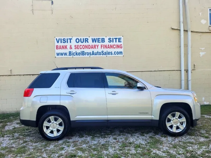 2010 Gmc Terrain SLE photo 1