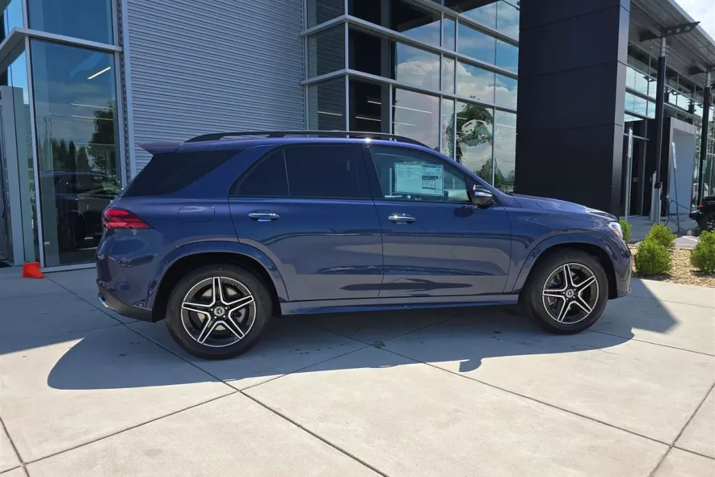 2025 Mercedes Benz GLE 350 4MATIC photo 1