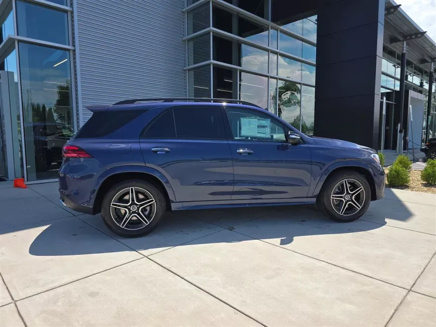2025 Mercedes Benz GLE 350 4MATIC photo 1