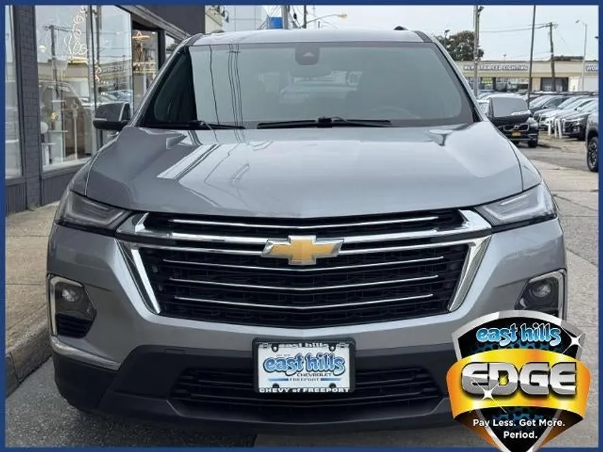 2023 Chevrolet Traverse Leather photo 1