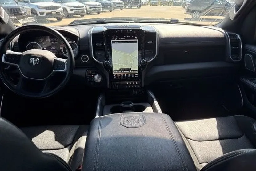2020 Ram 1500 Laramie photo 1