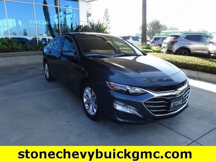2019 Chevrolet Malibu 1LT photo 1