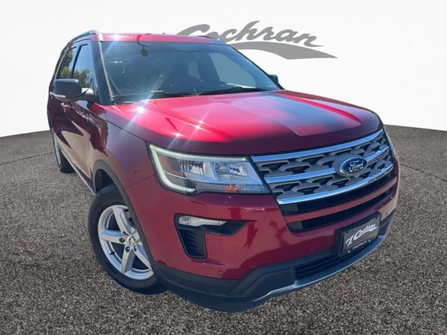 2018 Ford Explorer XLT photo 1