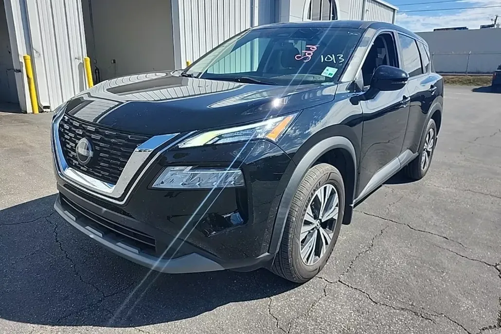 2023 Nissan Rogue SV photo 1
