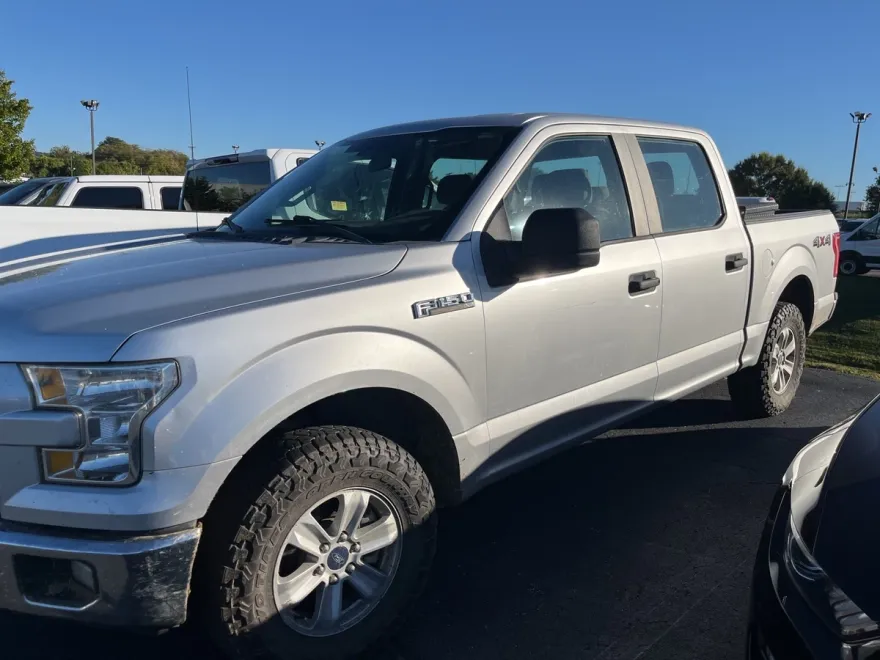 2017 Ford F-150 XL photo 1