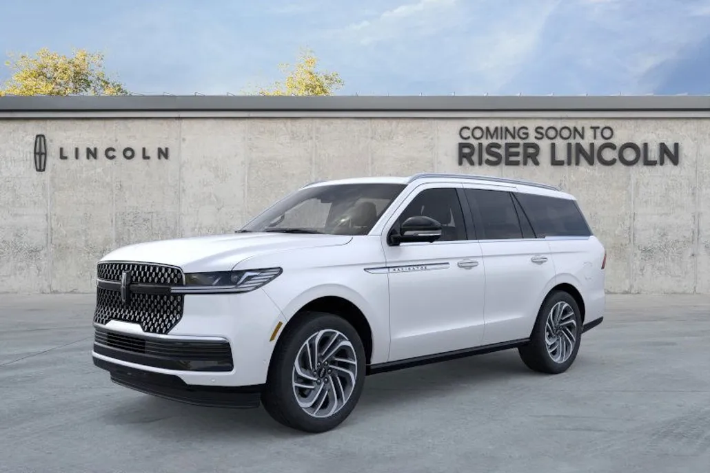 2025 Lincoln Navigator Reserve photo 1