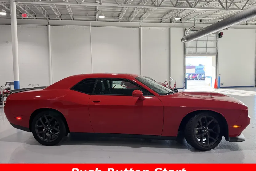 2023 Dodge Challenger GT photo 1