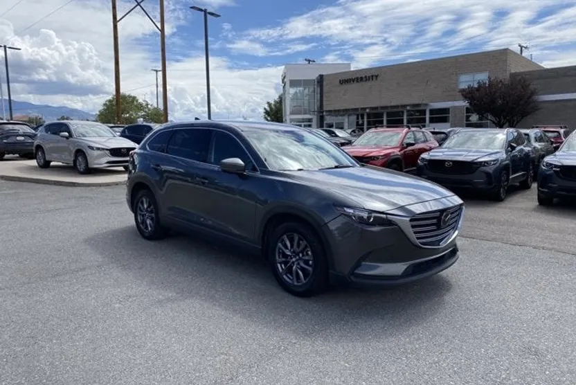 2020 Mazda CX-9 Touring photo 1