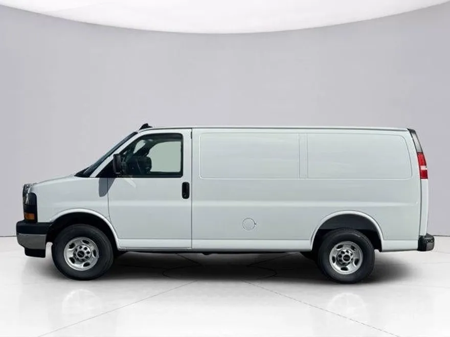 2025 Gmc Savana Cargo 2500 Base photo 1