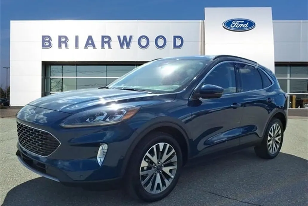 2020 Ford Escape Titanium photo 1