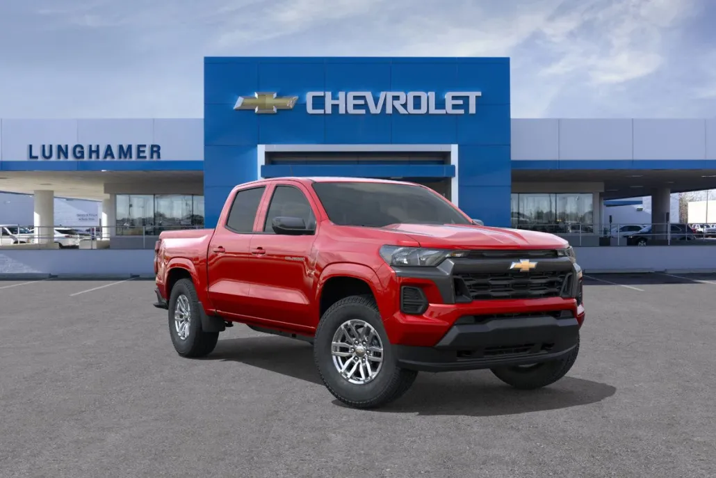 2026 Chevrolet Colorado LT photo 1