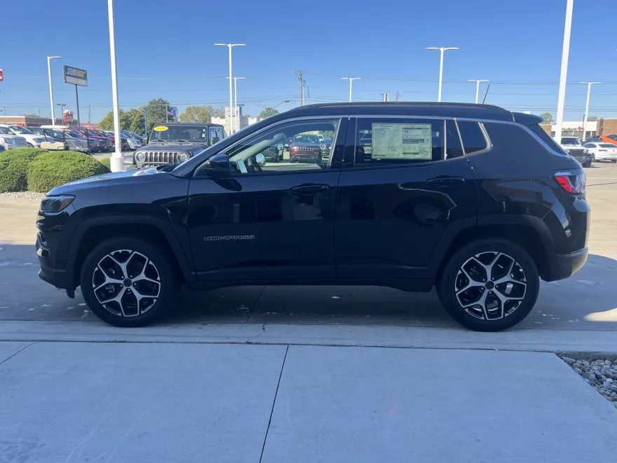 2026 Jeep Compass Limited photo 1